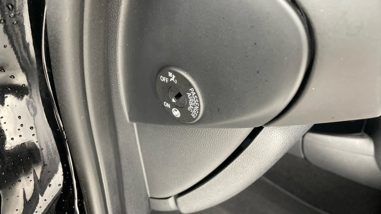 MINI Hatchback 135kW Cooper S Level 1 33kWh 3dr Auto Electric Hatchback